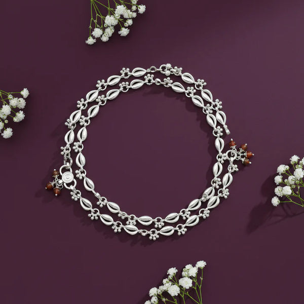 Silver Shell Design with Small Ghungroo Payal